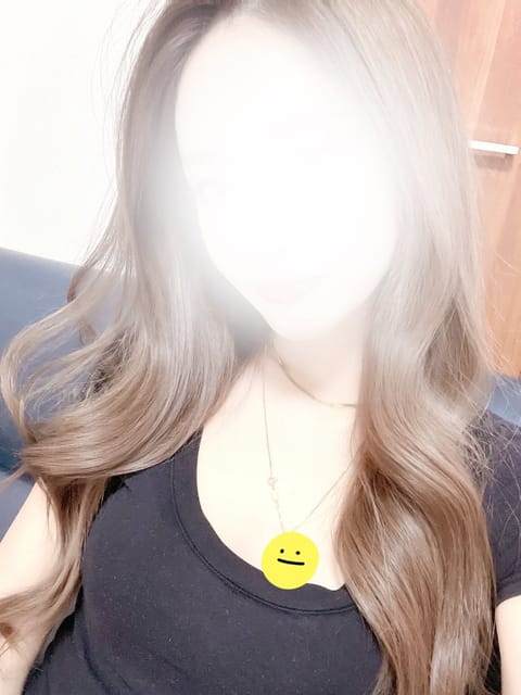 出勤してます୨୧ 

19時〜🈵
事前予約ありがとうございました♡

21時〜🈳

23時〜🈵

21時〜🈳あるので埋め