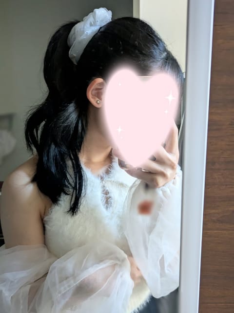 ヘアアイロンを使えるようになりたくて
練習中です💪

🏠蒲田Room
🕗20:00~
❇️リブスパlivspa.net/