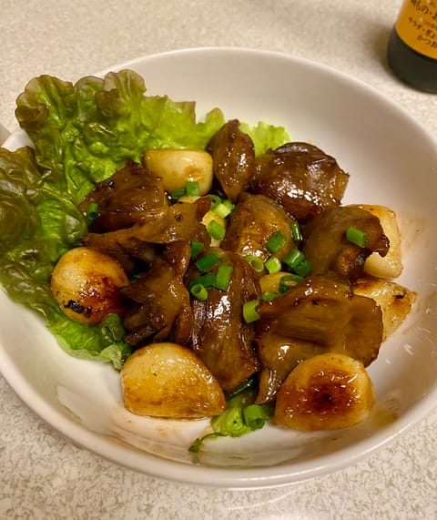 私のGW終わっちゃった....
あっちゅー間だった....

写真はGW中食べて美味しかったくさいものたち🧄