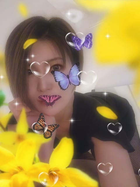 今日は春の陽気かなぁ??✨
事前予約もありがとうございます🈵️