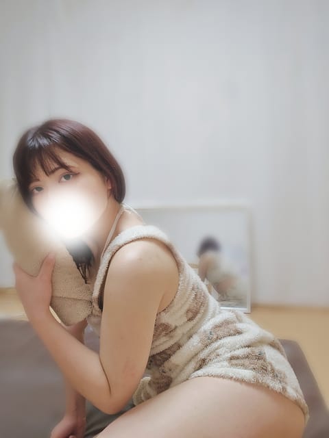 雨やまないなぁ😢