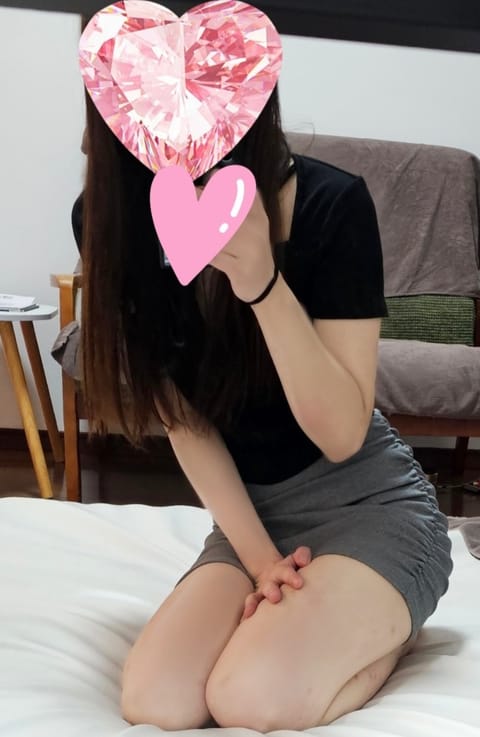 本日堺筋本町ルームに出勤しております～
予約ありがとうございます🌸気を付けてお越しくださいね(*ˊ˘ˋ*)