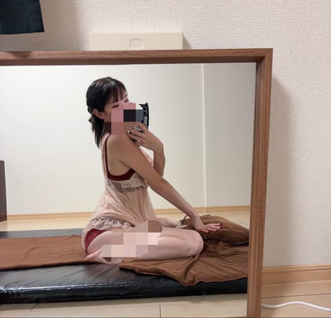 シルエットさんのベビードールいつも可愛い"(∩>ω<∩)"💕
可愛くて嬉しいからいつも自撮り沢山しちゃう、、
2ヶ月ぶり