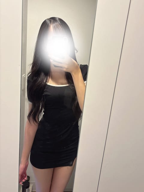 本日18時-27時までいます！
最近スタイル褒めてくれる人多くて嬉しい₍ᐢ..ᐢ₎♡