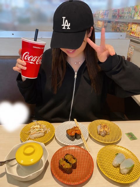 休みに魚米行きたすぎて 
友達と寝起きすっぴんで突撃してきた🍣

MEGAサイズのコーラ大きすぎꉂ🤣𐤔