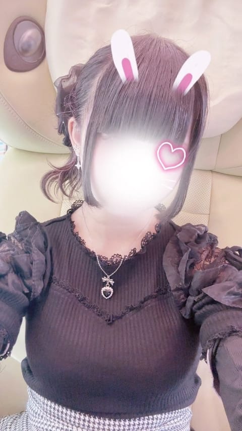 久しぶりにいてます✊🏻➰❕
珍しく16時からいるのでぜひ会いに来てね？♡