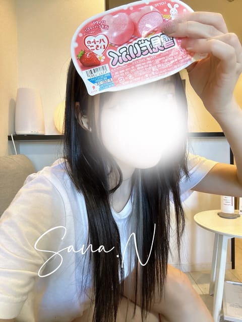 本日(18日)

🩵12:00~22:00🩵

でお待ちしております❕
すぐご案内🉑ですっ🎶

どんなに寒くてもアイスは