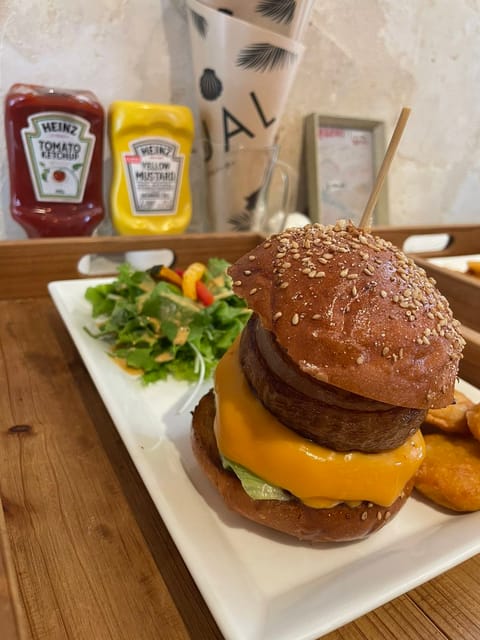 宮古島で食べたハンバーガー🍔
ボリューミーすぎたっ🥳🥳🥳