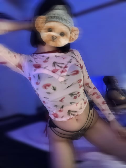 足元悪いですがおまちしてます🍒🩶