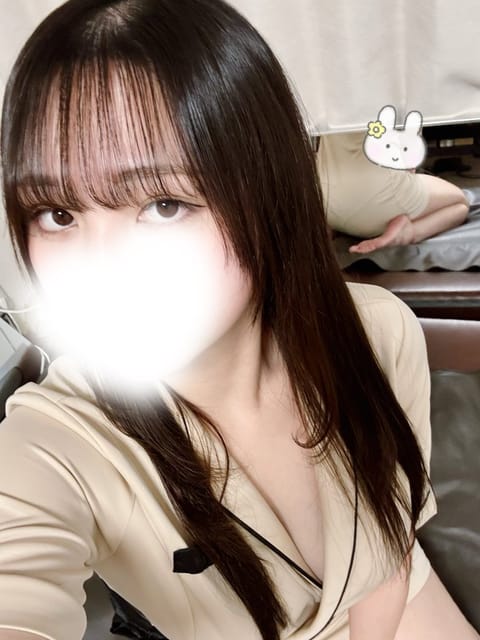 出勤中です❣️

最短17:30~🉑です🙋‍♀️
予約お待ちしております✨✨