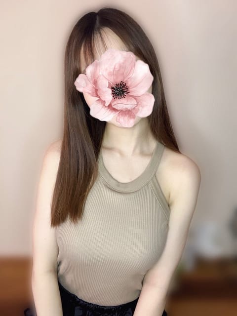 こんにちは🌞
本日19時〜出勤します🥰
久しぶりにみんなに会いたいなぁ❣️❣️