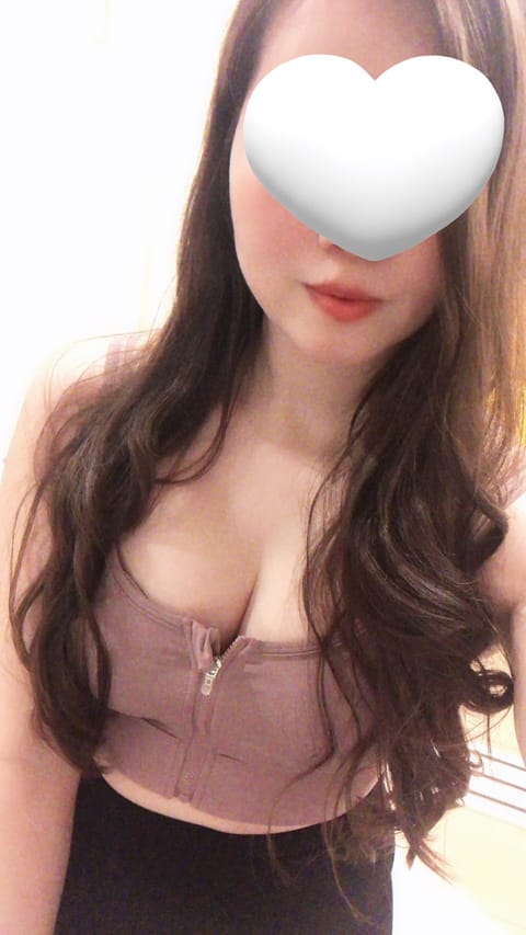 遠方から来てくださった
お客様ありがとうございました🥳
出会いに感謝🫶
昨日激疲れのオーナーからお土産頂きました❣️笑あ