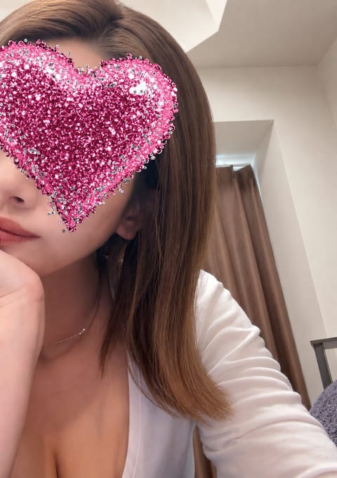 ❀.(*´▽`*)❀.ｵﾊﾖｳ

ちょっと🧊ってました
アカウント無事で一安心😮‍💨
土曜日本指名Mっちゃん𝙏𝙝𝙖𝙣𝙠 