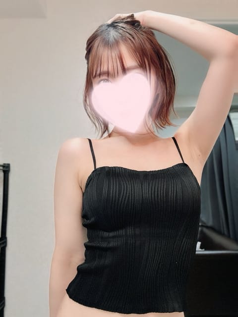 こんばんはっ

本日29:00まで出勤してます🫧

お盆終わり、一緒に過ごしてくれる人どこかなあ？👀