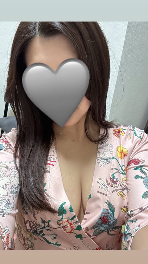 本日は23時〜28時まで🧚🫧
飲みにいかれたあとにお身体癒します

ご予約お待ちしてますね👼🪽