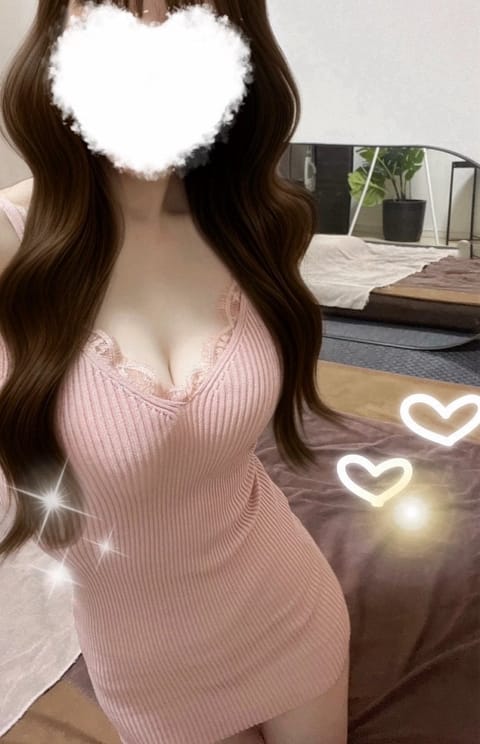 こんばんは✨
最近は早めの時間に出勤させて頂いてます(⁎ᴗ͈ˬᴗ͈⁎)
明日22(日)17時〜の予定です🤍
皆さんお仕事
