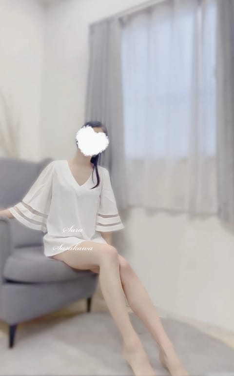 ⟡.· ┈┈┈┈┈┈┈┈┈┈⟡.·
今夜24日(金)🫧19:00-5:00🫧出勤します
⟡.· ┈┈┈┈┈┈┈┈┈┈⟡.