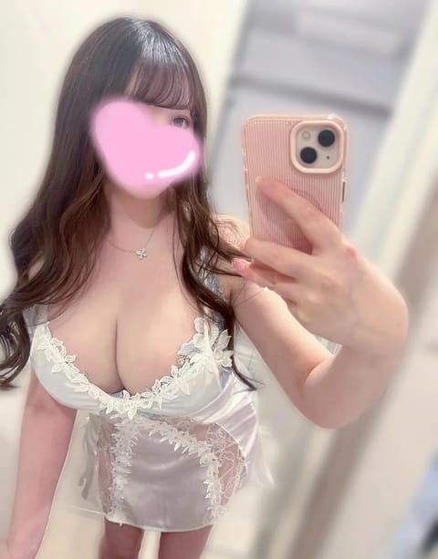 13:00〜22:00まで川崎シュシュ 
@chou2
 出勤してますのでよろしくお願いします❣️

早めのご予約もあり