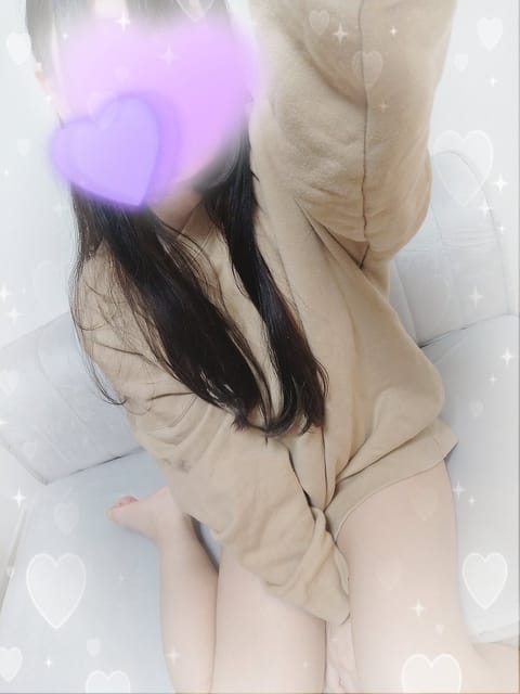 ⟡.·*.··············出勤予定···············⟡.·*.
28日(火) 21:00-3:0