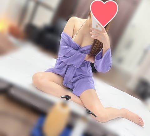 こんばんは！

今日は久々？の蒲田ルームです🩶
20時から5時までいます🫣

日曜日の夜はお家でまったりな方もいると思い