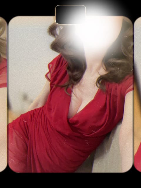 出勤しております❤

本日は4時（最終受付2時30分）までです.ᐟ
お問い合わせお待ちしております💁🏻‍♀️

 #大阪