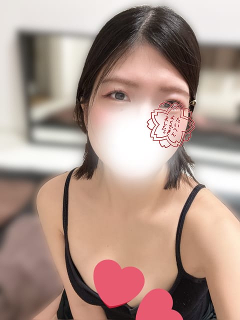 あした

27日（火）17:00〜22:30 大宮

遊びにきてねん🎶 𓈒𓏸 𓂃◌𓈒𓐍
たくさん癒します✊❤️
来月から