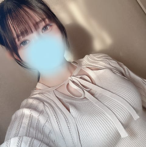 こんにちは✨️
初めまして、胡桃こはると申します💎
来週から出勤させて頂きます😌
お兄様と特別な時間を過ごせますように🧸
