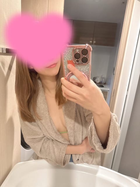 2/26本日出勤してます♡
最終受付は22:30〜90分🥰
昨日のお客様は「こんな気持ちいいの初めて‼︎」って喜んでくれ