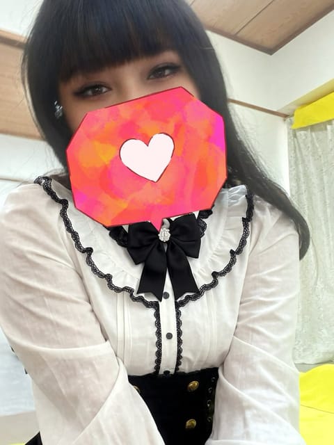 出勤しましたみおです！
ちょっ事件があって最近の写真を紛失したので過去写真から失礼！
19時までになりますので最終受付1