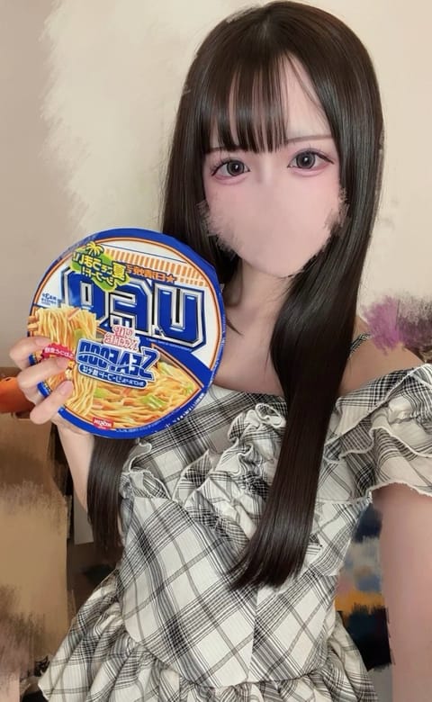出勤〜🍜
21:00までですっ((o(｡･ω･｡)o))