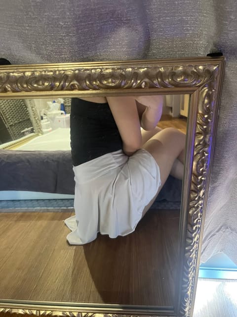 こんにちは🌞
金松えりかです🎵
12時ー18時で出勤してます😙😙
ご都合の合うお兄様方は是非会いに来てください❤️❤️