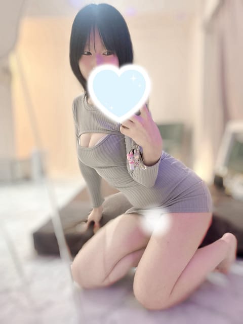 ルームインしております𛰙᭜𖫴𖫰𖫱𖫳𖫲𖫲𖫳𖫴𖫰𖫱꛰ ᭜𖫴𖫰𖫱𖫳𖫲𖫲𖫳𖫴𖫰𖫱꛰♡♡

20:00までお待ちしております🥰