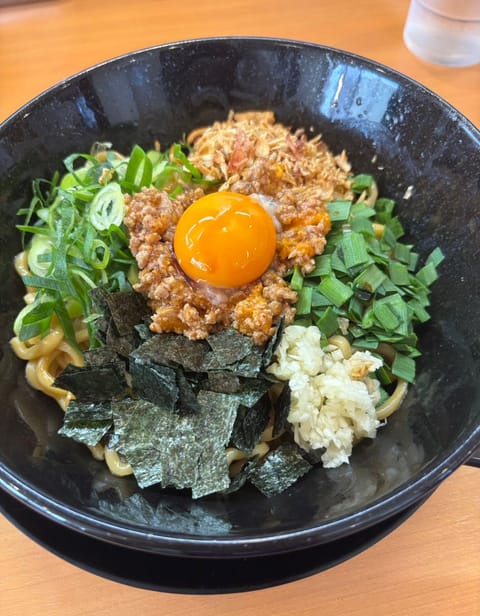 昨日はまぜそば食べに行ったよ🍒
すごく美味しかった

明日と明後日は久しぶりの出勤
今日は沢山ゆっくりするの❣️

今日
