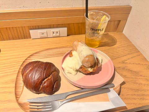 明日12時-19時でいるよ♡♡
朝からサロショ並んだ！バレンタインってドキドキするよね💕︎💕︎