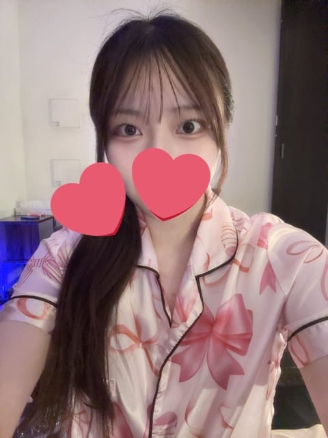 今日も14時からいるよ~👌🏻🤍

事前予約もありがとう₍ᐢ‥ᐢ₎ ♡
🈳~18:25
🈵18:40~  (本指名さま)
