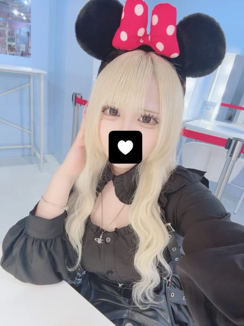 おはよう♥☀️
体調崩したり家の事で色々あってお久しぶりの出勤になっちゃった😱
14:00~21:00です！
まってるね