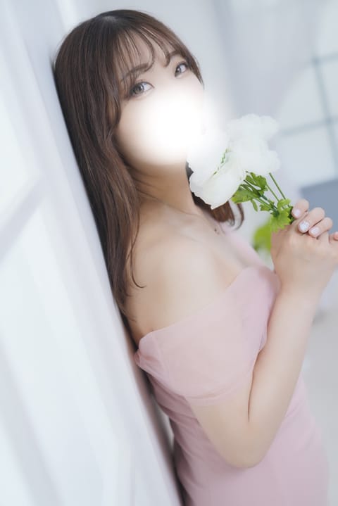 気付いたら４月が終わっちゃう😿

でも今月は本指様いっぱい会えて嬉しい〜っ🌸
ＧＷたくさんいるので癒されてね👼🫧？