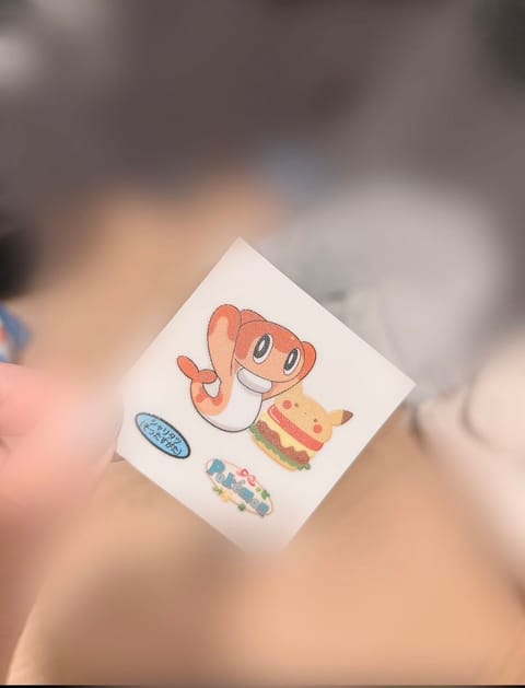 ご新規様ありがとうございました🫶 肩周り凝ってるとの事でいっぱい解させて頂きました♡ 週末多めの人間ですがまたお会い出来