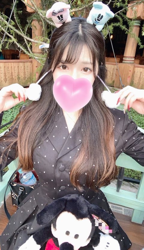 レッドアイでお世話になります❕
りのです🐶🤍
初日🈵枠ありがとうございました✨
次回１２日21時からです✨