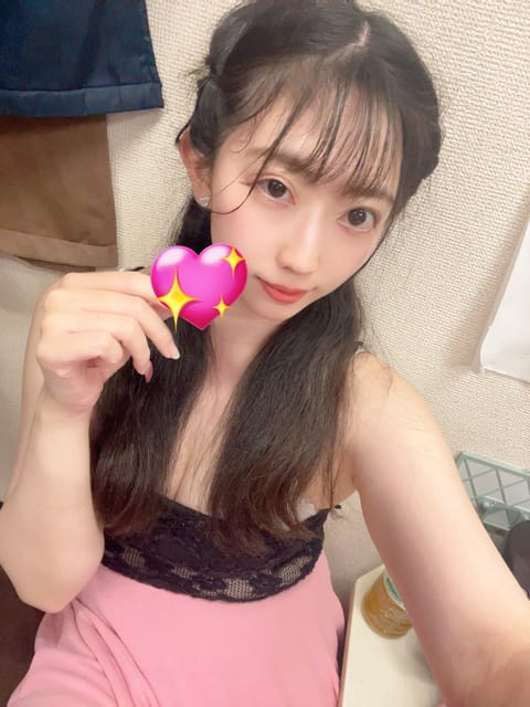 昨日写真指名の人ありがとうございました🙇‍♀️30分延長してくれて幸せでした🌟

最近色んな人に顔褒めてもらえて嬉しい😍