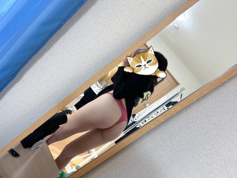 改めまして本日日暮里🫒
17:00-22:00出勤します♡

もしかしたらこれが年内最後の出勤になるかもしれない😭😭
お