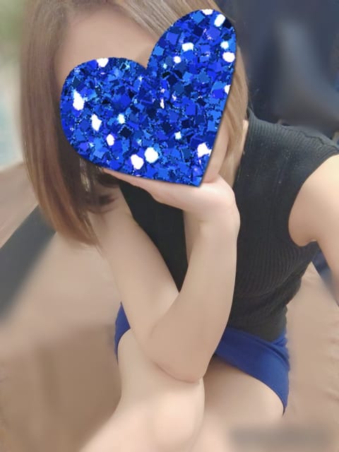 こんにちは✨

とってもご無沙汰のまこです🫣💗
なんだか毎日毎日忙しい日々を過ごしておりました💦

来週25日、20時〜