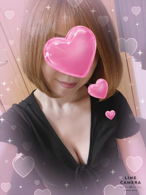 今年も残りほんのわずか💦
早いものですね〜😂
たくさんの方々にお会い出来て
日々感謝です✨🙇‍♀️

🍀今週の出勤🍀
1