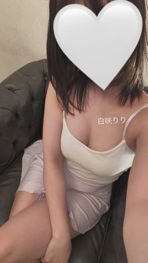 こんにちは☀️りりです𓂃𓂂ꕤ*.ﾟ
12時から出勤します🌷
月末までおやすみなので会いにきて〜(߹ㅁ߹)♥︎