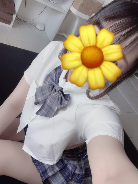 こんにちは、あみです💝✨
今週は
🌸17日 
🈳14:00~16:00✨
🈳19:00~21:00✨
🌸18日
🈳14: