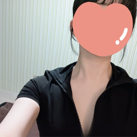 本日出勤しておりました🌱

お会いできたお客様方、
ありがとうございました💕

今日はお客様にお酒の種類？を色々教えても