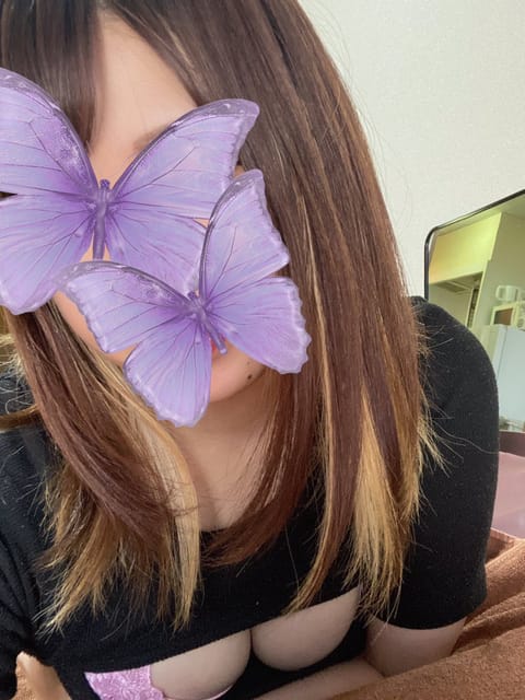 秘書の薫り出勤です🫶
スタートから事前予約ありがとうございました🥰

平日のみですが、今回もたくさん癒やさせてください🙌