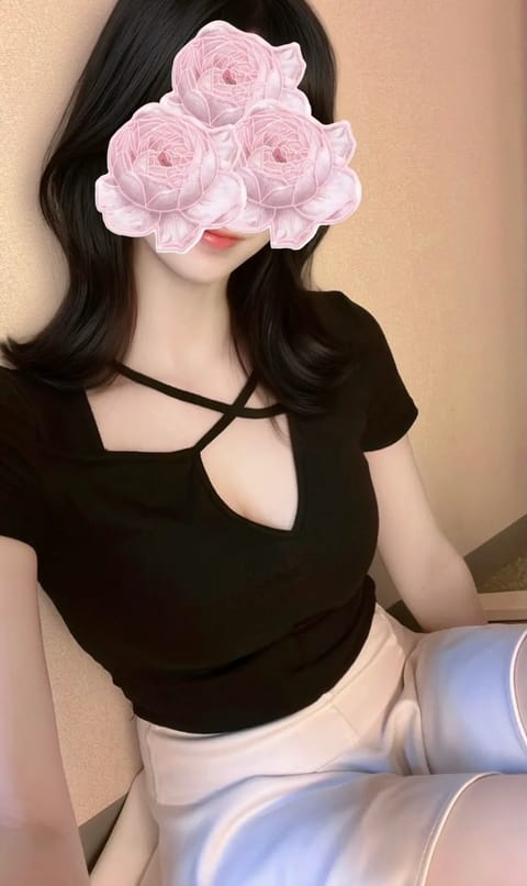 皆様こんにちは🐶🔆

8月も少ない出勤の中見つけて会いに来てくれてありがとうございました🎶

なんだか先月はお久しぶりな