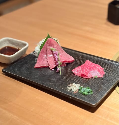 この前わたしのだーいすきな人と
美味しいご飯行けたんだ〜🫶🫶🫶

美味しいもの一緒に食べれると幸せになれるよね✨
これか