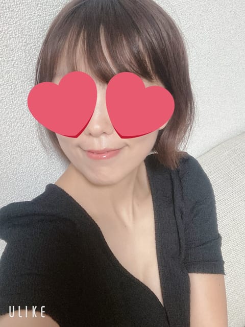 あとで秋華賞予想しよっと！
今日は16時までー！よろしくお願いします♡